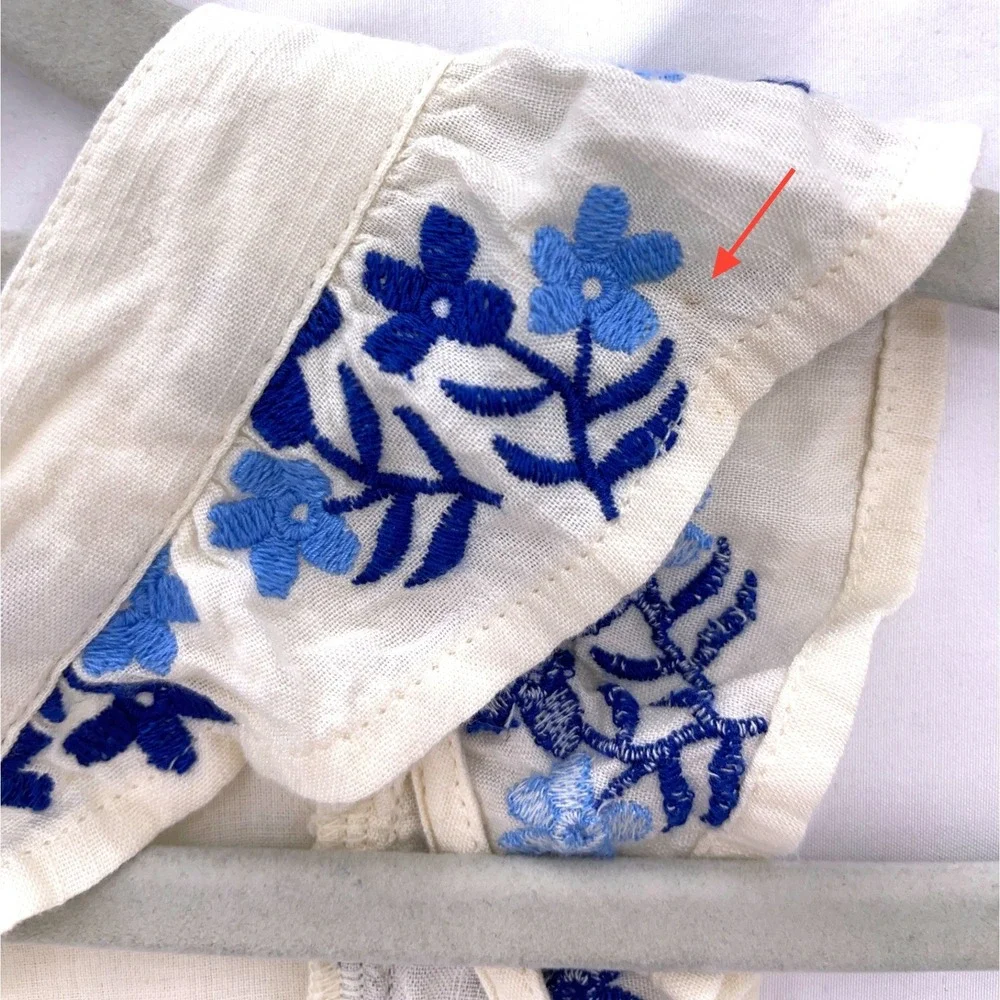 Old Navy Cream Blue Embroidered Ruffle Peplum Top M 8 Cross Back Floral Boho